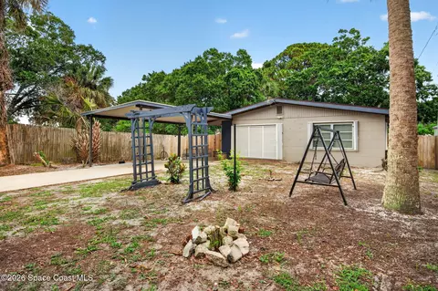 Exterior - 1707 Platt St, Melbourne, FL 32901 photo 3 of 9