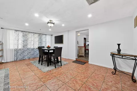 Dining - 1707 Platt St, Melbourne, FL 32901 photo 4 of 7