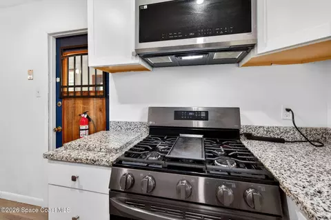 Kitchen - 1707 Platt St, Melbourne, FL 32901 photo 3 of 4