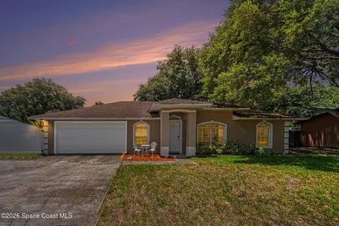 6100 Adina Rd, Cocoa, FL 32927