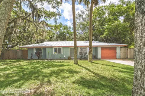 565 Wistar Ct NE, Palm Bay, FL 32907