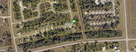 6038-6040 Pecan Cir, Labelle, FL 33935 photo 3