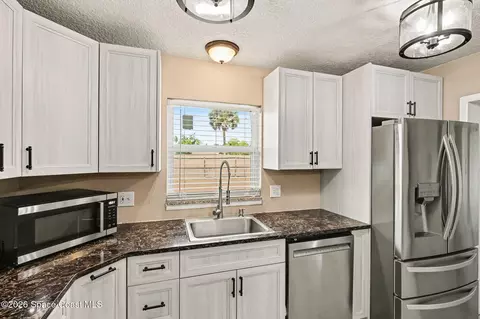 Kitchen - 956 Beechfern Ln, Rockledge, FL 32955 photo 1 of 3