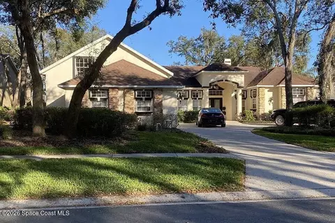 2560 Regal River Rd, Valrico, FL 33594