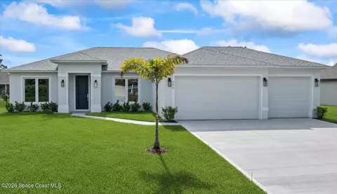 1328 Tilberg Ave NW, Palm Bay, FL 32907