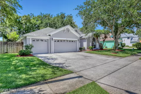 434 Heathrow Cir, Rockledge, FL 32955