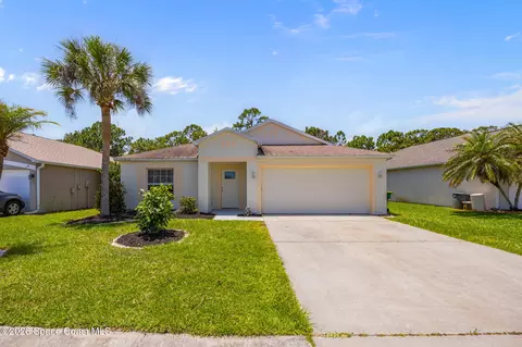 4077 Mount Carmel Ln, Melbourne, FL 32901