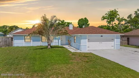 2350 Fallon Blvd NE, Palm Bay, FL 32907