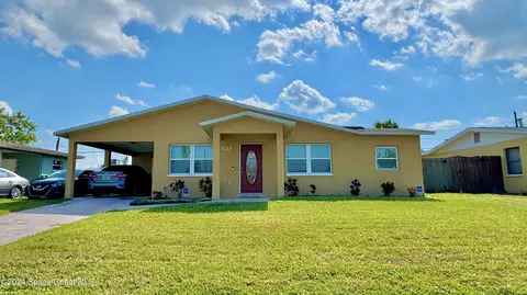 815 Juniper Ln, Melbourne, FL 32901
