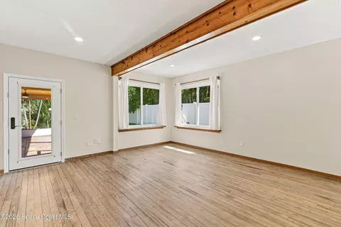 Living - 44 Littlejohn Ln, Rockledge, FL 32955 photo 4 of 10