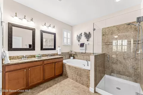Bath - 3408 Ahern Pl, Melbourne, FL 32940 photo 2 of 6