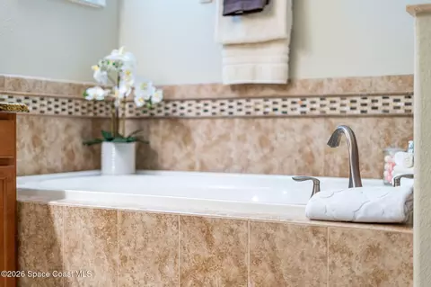 Bath - 3408 Ahern Pl, Melbourne, FL 32940 photo 1 of 6