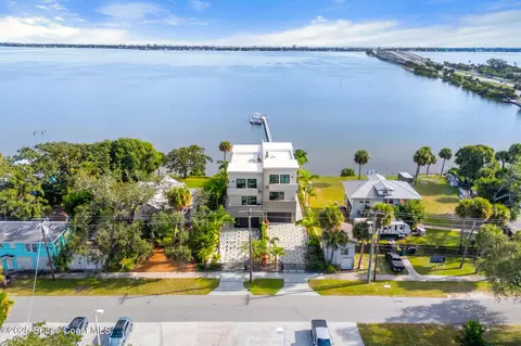 View/Area - 1807 1809 Riverview Dr, Melbourne, FL 32901 photo 2 of 14
