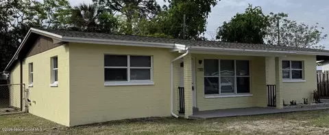 977 Poinsetta St, Cocoa, FL 32927