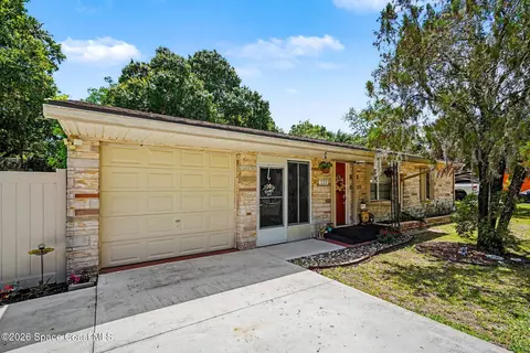 122 East Ct, Melbourne, FL 32904