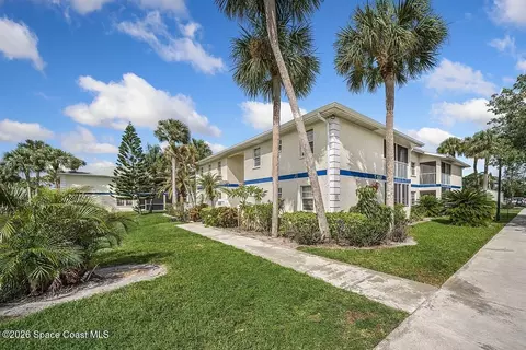 1507 SE Royal Green Cir #102, Port Saint Lucie, FL 34952