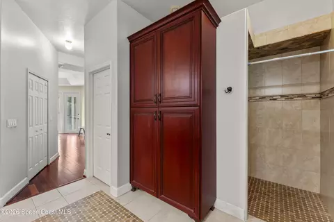 Entry Way - 340 Baytree Dr, Melbourne, FL 32940 photo 2 of 2