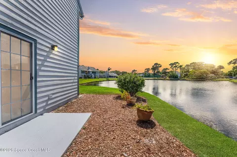4680 Lake Waterford Way #3-108, Melbourne, FL 32901