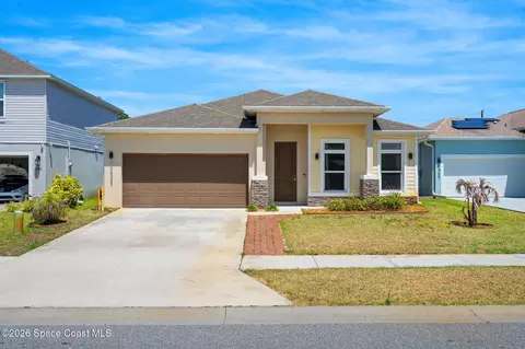 1052 Corbin Cir SW, Palm Bay, FL 32908