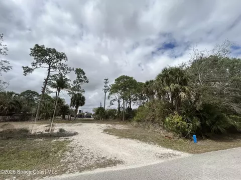 126 Deauville Ave SE, Palm Bay, FL 32909