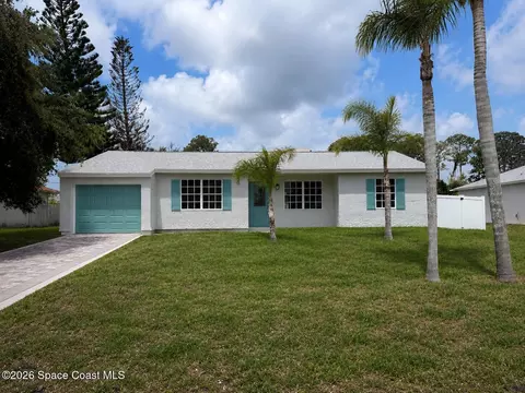 138 Aviation Ave NE, Palm Bay, FL 32907