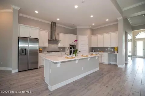 Kitchen - 8289 Stonecrest Dr, Melbourne, FL 32940 photo 3 of 4