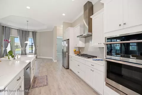 Kitchen - 8289 Stonecrest Dr, Melbourne, FL 32940 photo 4 of 4
