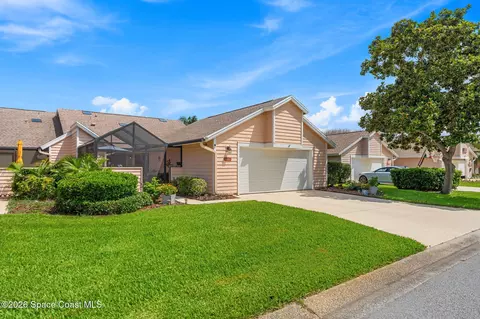 865 Ridge Lake Dr, Melbourne, FL 32940