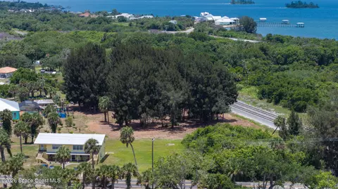 000 Valkaria Rd, Grant-valkaria, FL 32950
