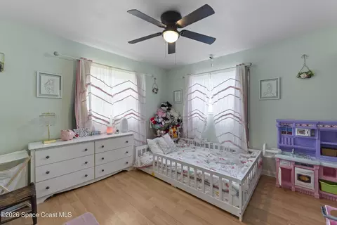 Bedroom - 2361 Pawnee Dr, Melbourne, FL 32935 photo 4 of 5
