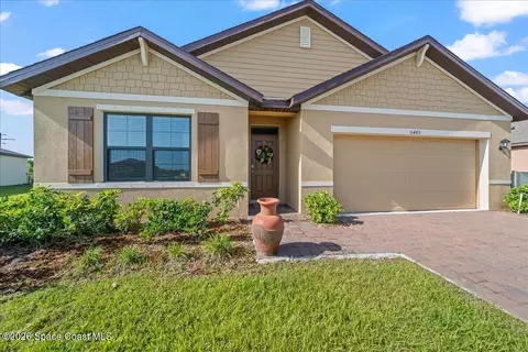 Exterior - 6485 Topaz Dr, Grant, FL 32949 photo 3 of 7