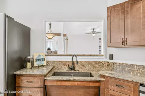 Kitchen - 718 Pine Island Dr, Melbourne, FL 32940 photo 5 of 5
