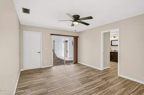 Bedroom - 718 Pine Island Dr, Melbourne, FL 32940 photo 2 of 5
