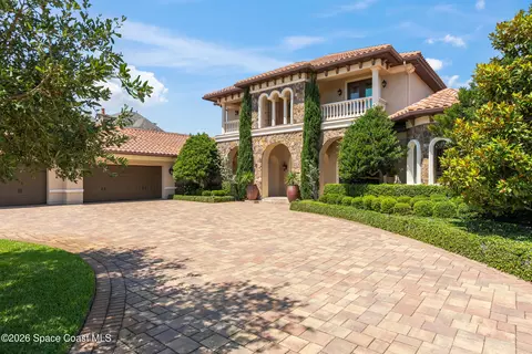 269 Lansing Island Dr, Indian Harbour Beach, FL 32937