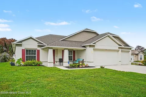 120 Tate Ct SE, Palm Bay, FL 32909