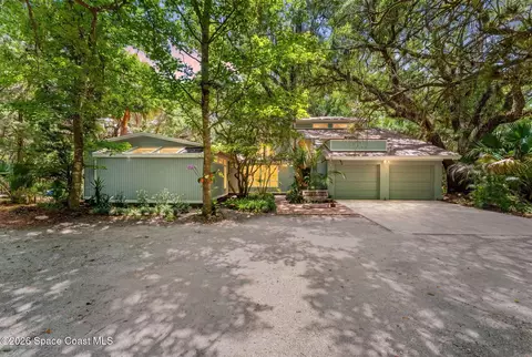 5745 Cajeput Cir, Melbourne, FL 32904