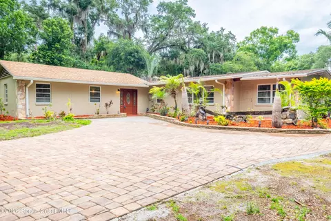 544 S Wildwood Ln, Melbourne, FL 32904