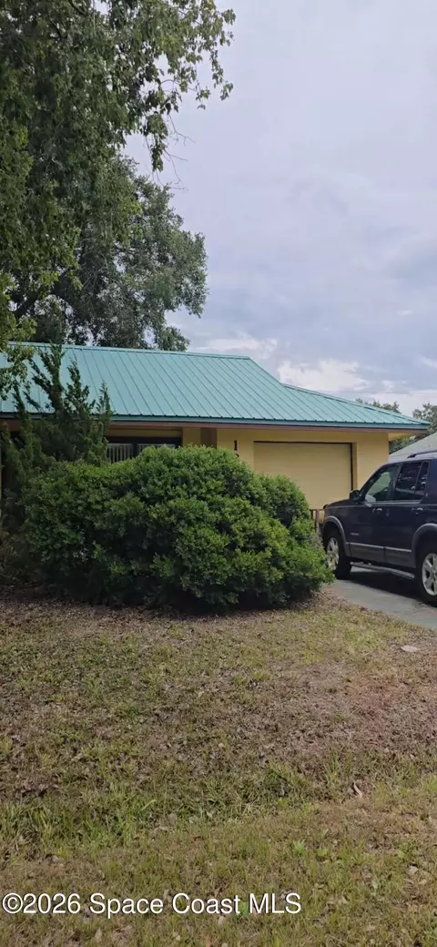 1657 Waltz St SE, Palm Bay, FL 32909