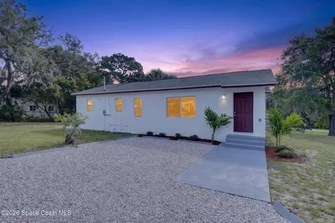 2343 Grant St, Melbourne, FL 32901
