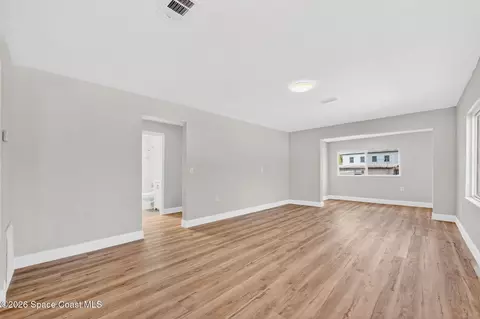 Living - 2343 Grant St, Melbourne, FL 32901 photo 2 of 5