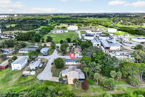 View/Area - 2343 Grant St, Melbourne, FL 32901 photo 3 of 4
