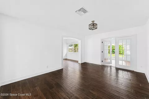 Living - 403 12th Ave, Indialantic, FL 32903 photo 7 of 9
