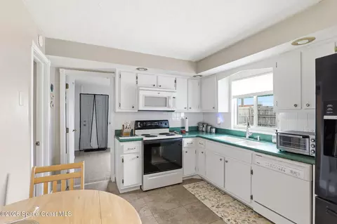 Kitchen - 908 Jefferson Rd, Rockledge, FL 32955 photo 1 of 1