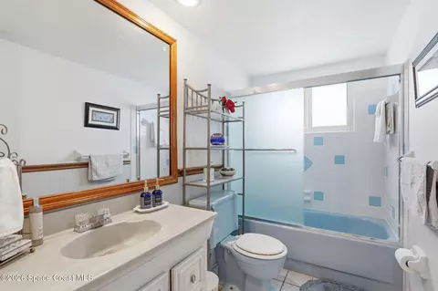 Bath - 908 Jefferson Rd, Rockledge, FL 32955 photo 2 of 2