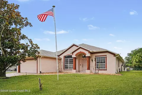 974 Pebble Ave NE, Palm Bay, FL 32907