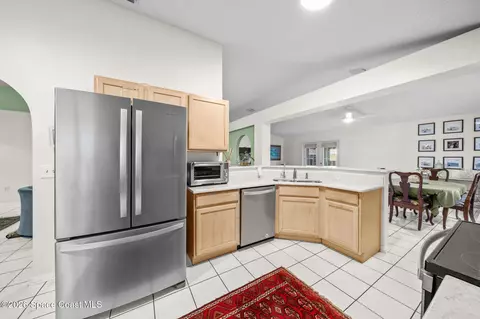 Kitchen - 1272 White Oak Cir, Melbourne, FL 32934 photo 2 of 3