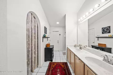 Entry Way - 1272 White Oak Cir, Melbourne, FL 32934 photo 2 of 2