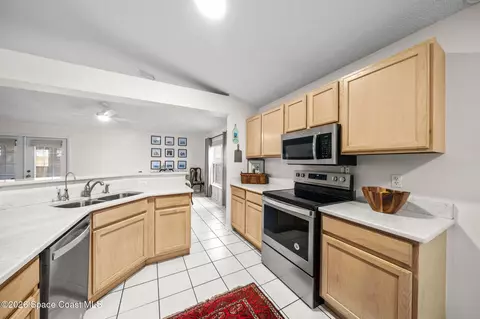 Kitchen - 1272 White Oak Cir, Melbourne, FL 32934 photo 1 of 3