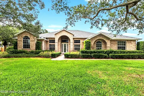3863 Peacock Dr, Melbourne, FL 32904