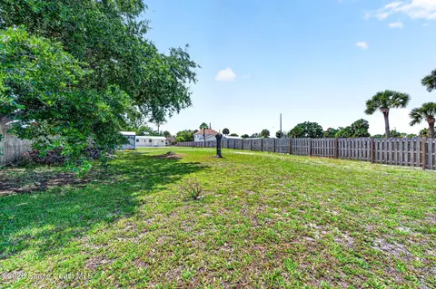 Exterior - 2517 Lipscomb St, Melbourne, FL 32901 photo 1 of 8
